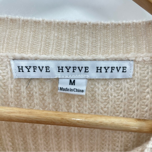 HYFVE Cream Bubble Sleeve Cropped Sweater Size Medium - Picture 5 of 8